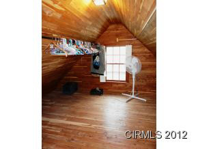 2107 North River Road Marion, IN 46952 - Photo 16 of 24 Gallery Image 16