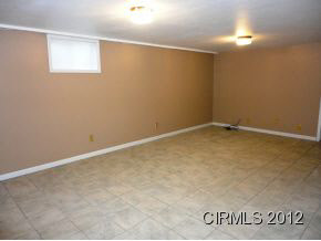 2107 North River Road Marion, IN 46952 - Photo 19 of 24 Gallery Image 19
