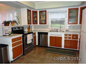2107 North River Road Marion, IN 46952 - Photo 3 of 24 Gallery Image 3