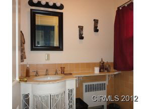 2107 North River Road Marion, IN 46952 - Photo 8 of 24 Gallery Image 8