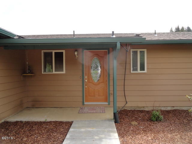 1786 Logsden Road Siletz, OR 97380 - Photo 6 of 17 patio and front entry