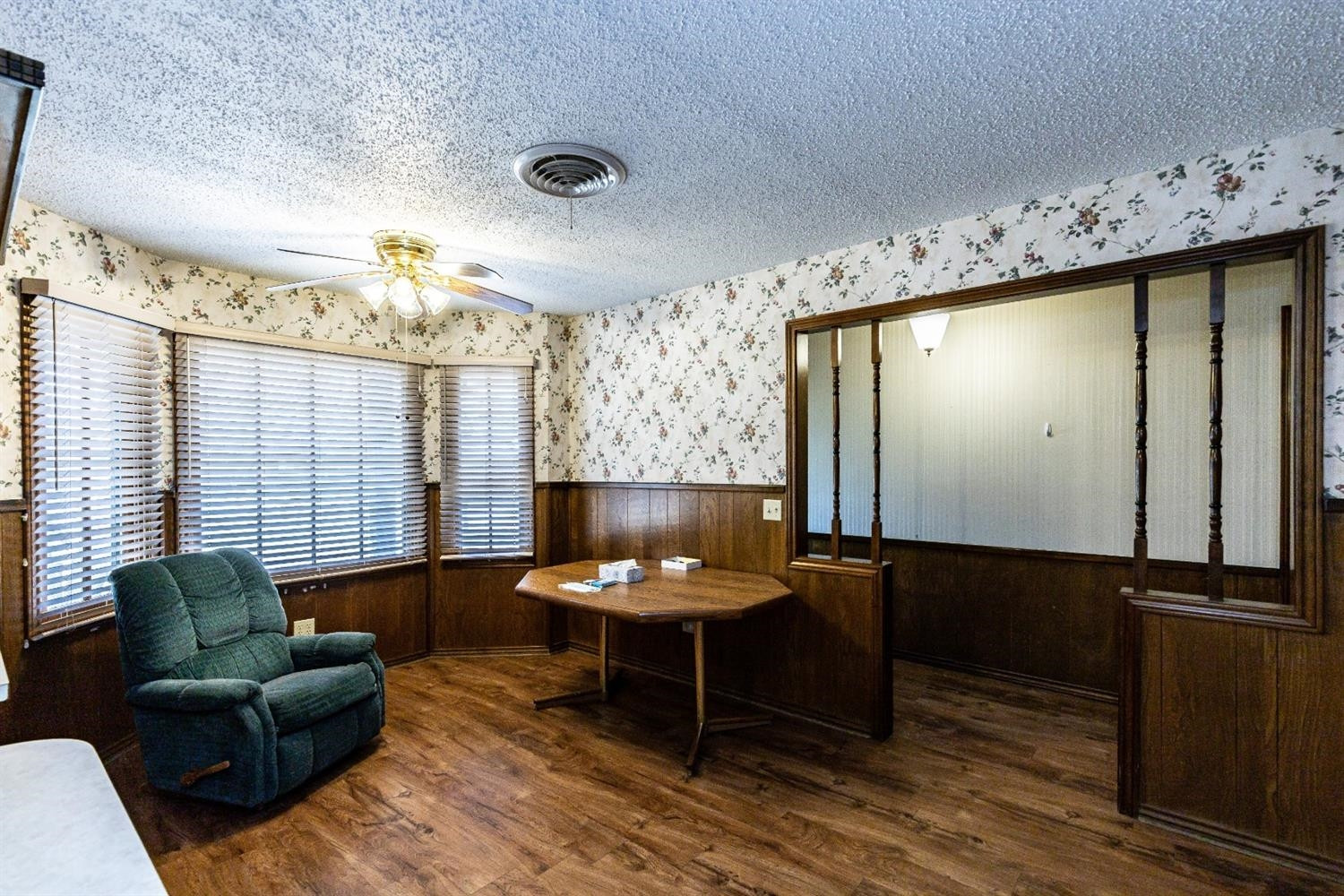 3202 68th Street Lubbock, TX 79413 - Photo 18 of 40 Eating Area