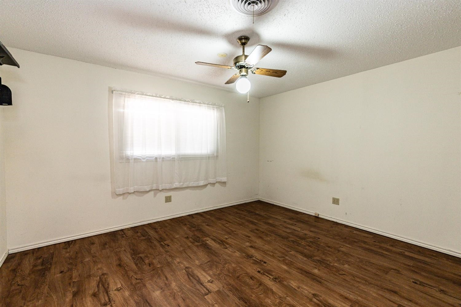 3202 68th Street Lubbock, TX 79413 - Photo 31 of 40 Photo 31