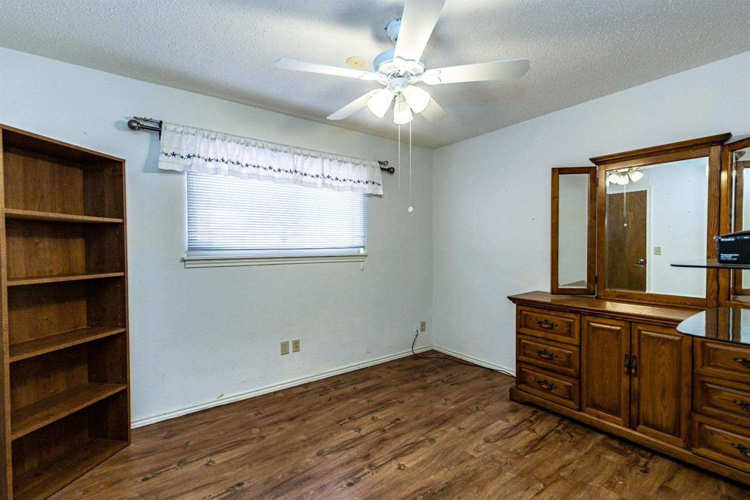 3202 68th Street Lubbock, TX 79413 - Photo 34 of 40 3rd Bedroom