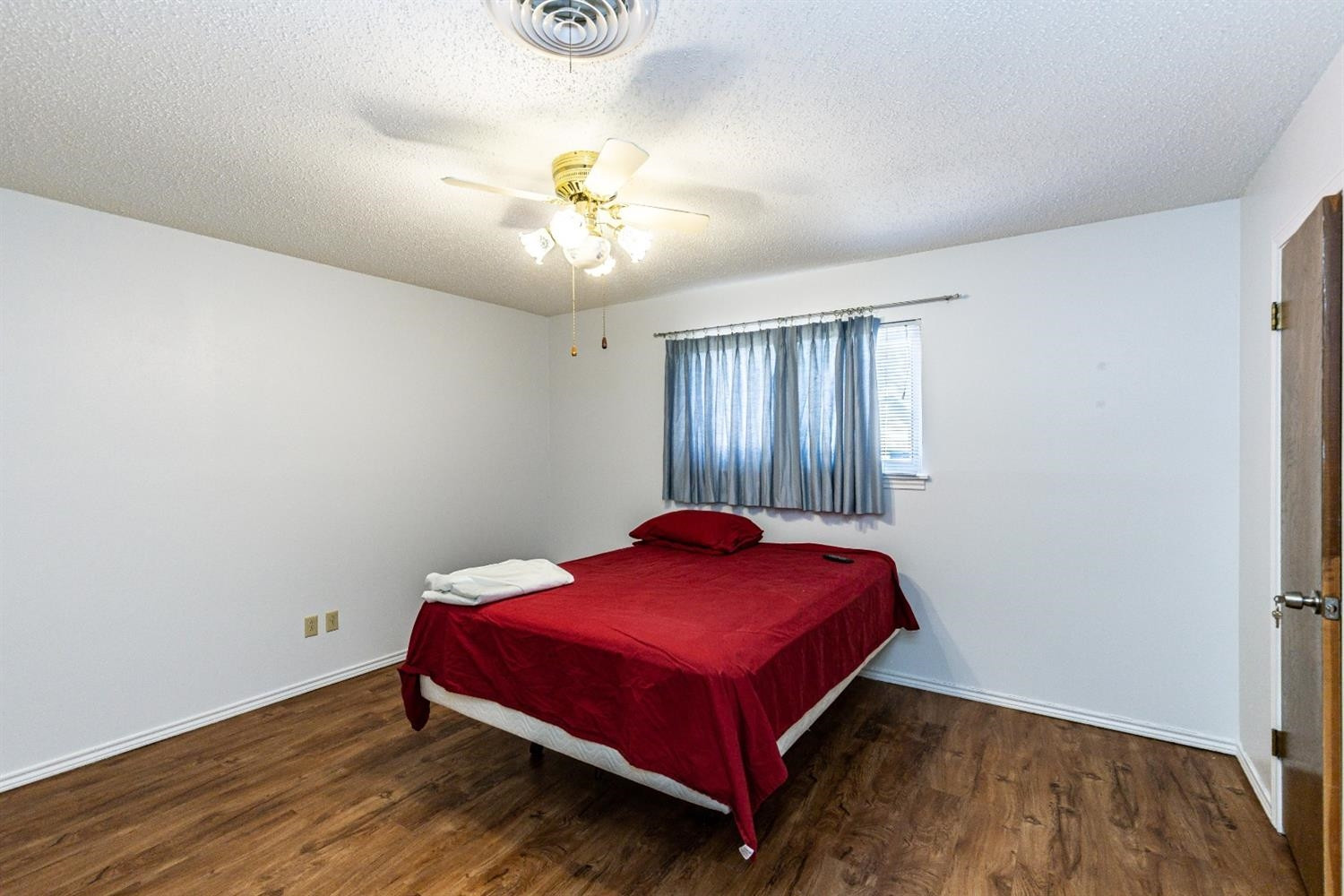 3202 68th Street Lubbock, TX 79413 - Photo 36 of 40 4th Bedroom