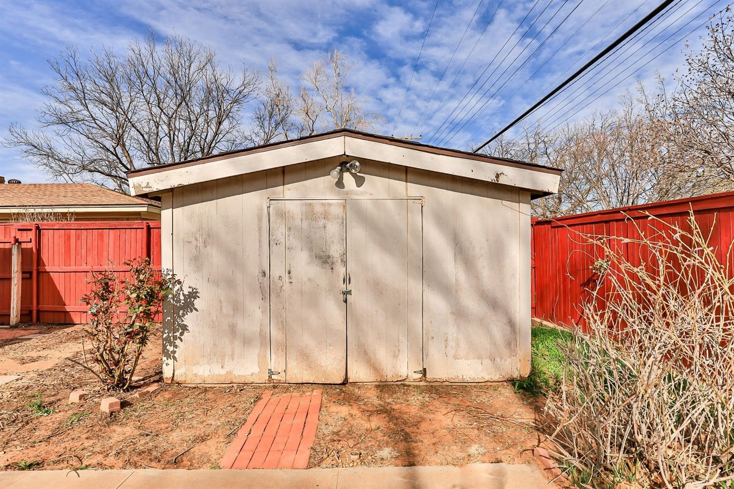 3202 68th Street Lubbock, TX 79413 - Photo 39 of 40 Storage Shed