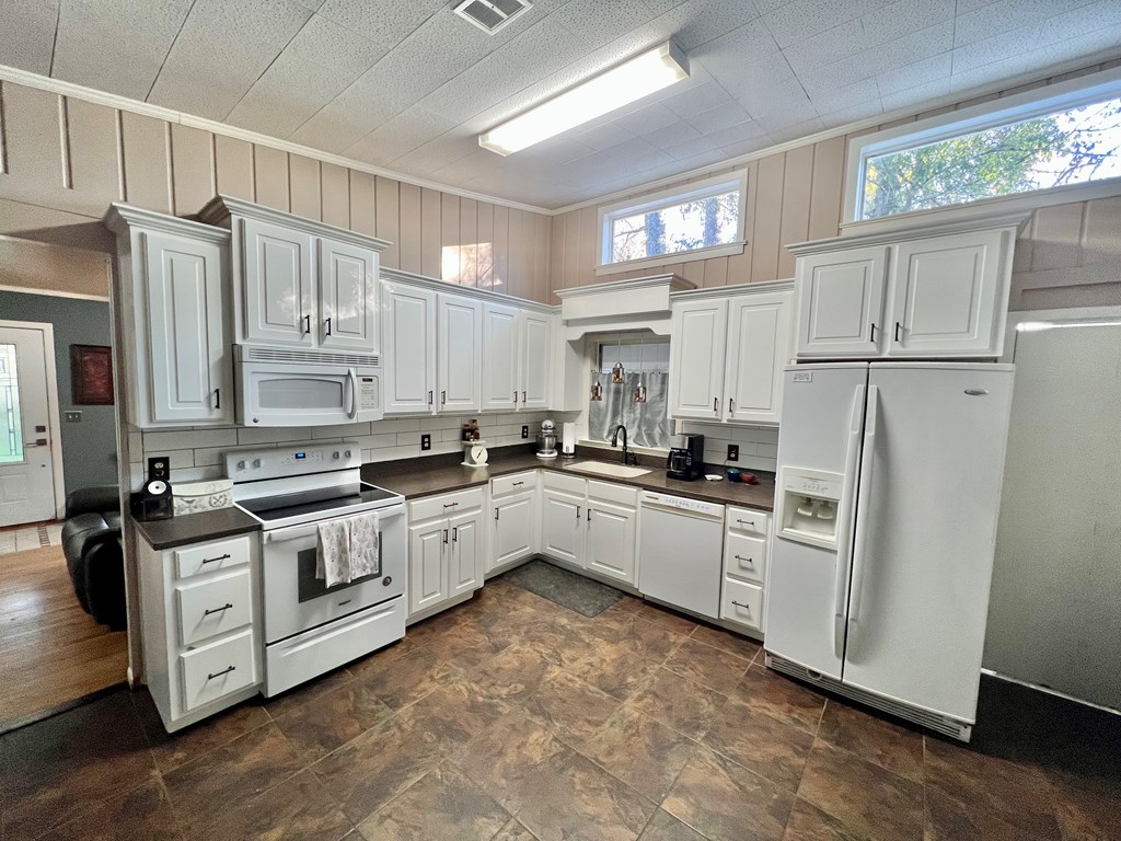 403 Santolina Road Dothan, AL 36303 - Photo 13 of 27