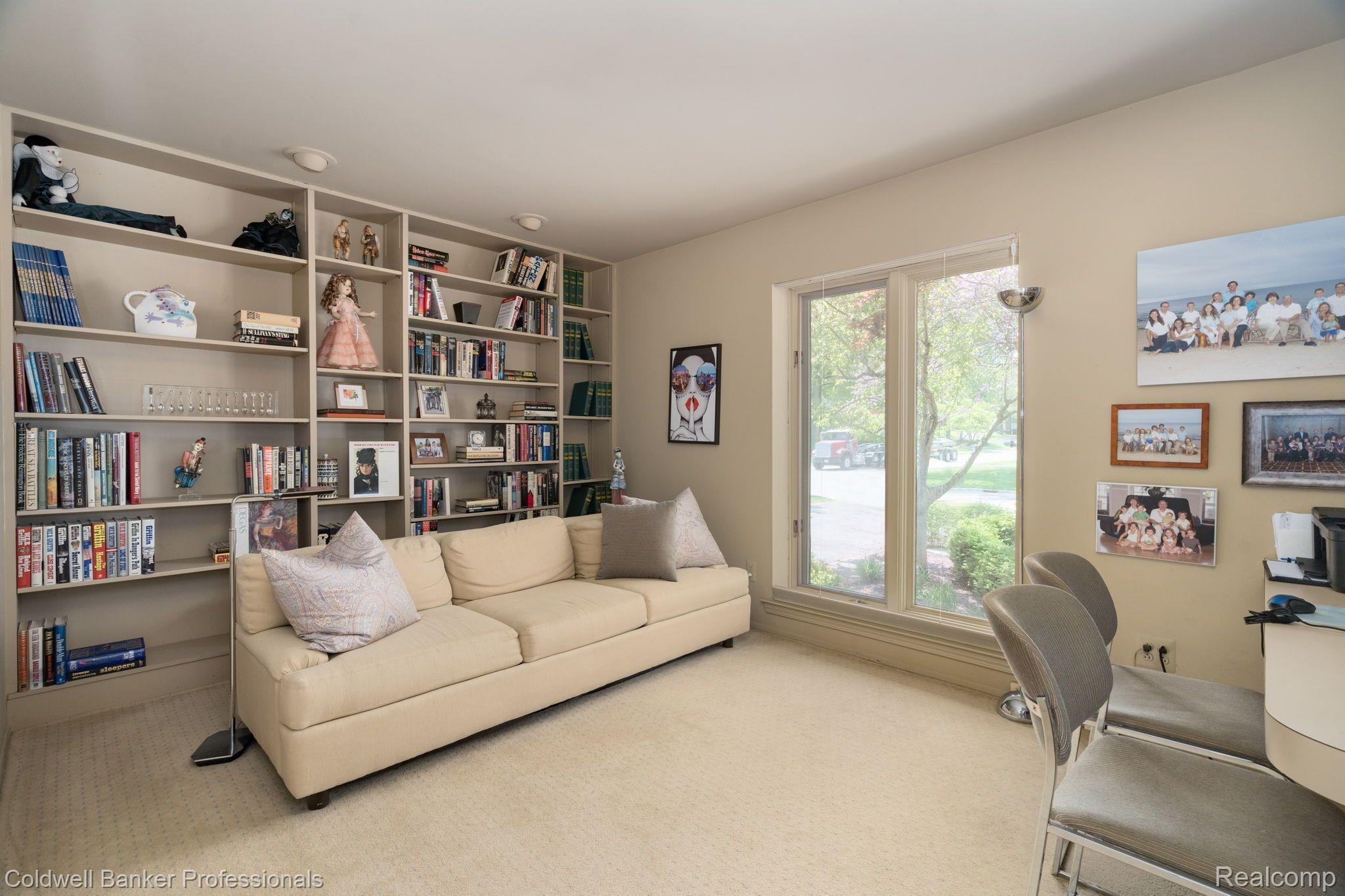 35120 Old Timber Road Farmington, MI 48331 - Photo 11 of 27 Gallery Image 11