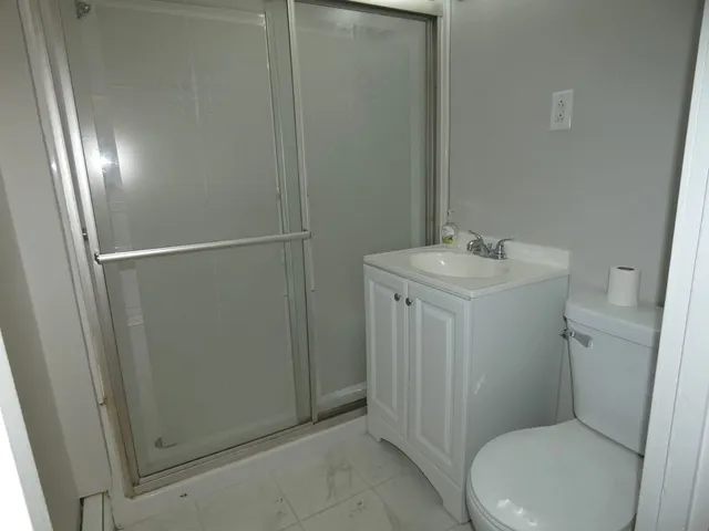 $325,000 | 2300 Greengold Street, Crest Hill, IL 60403