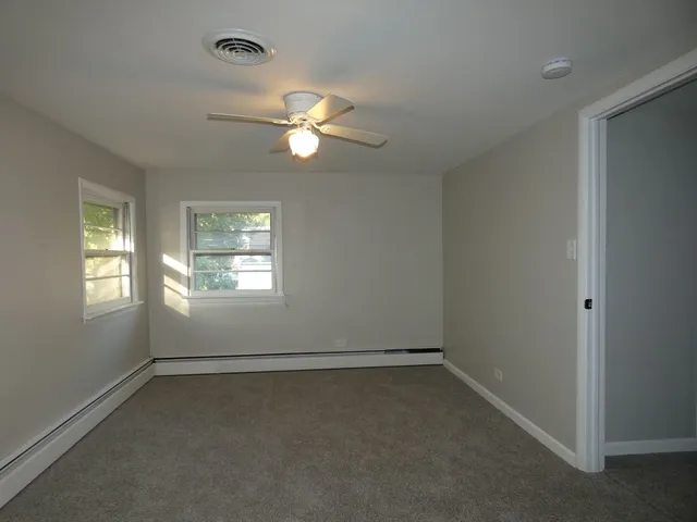 $325,000 | 2300 Greengold Street, Crest Hill, IL 60403