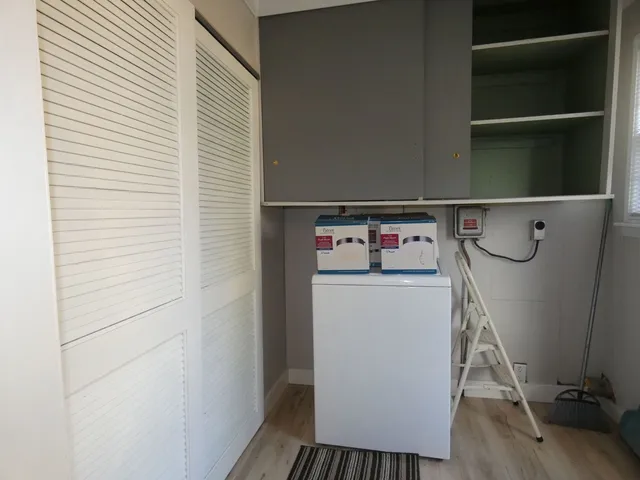 $325,000 | 2300 Greengold Street, Crest Hill, IL 60403