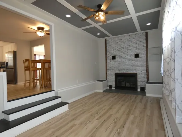 $325,000 | 2300 Greengold Street, Crest Hill, IL 60403