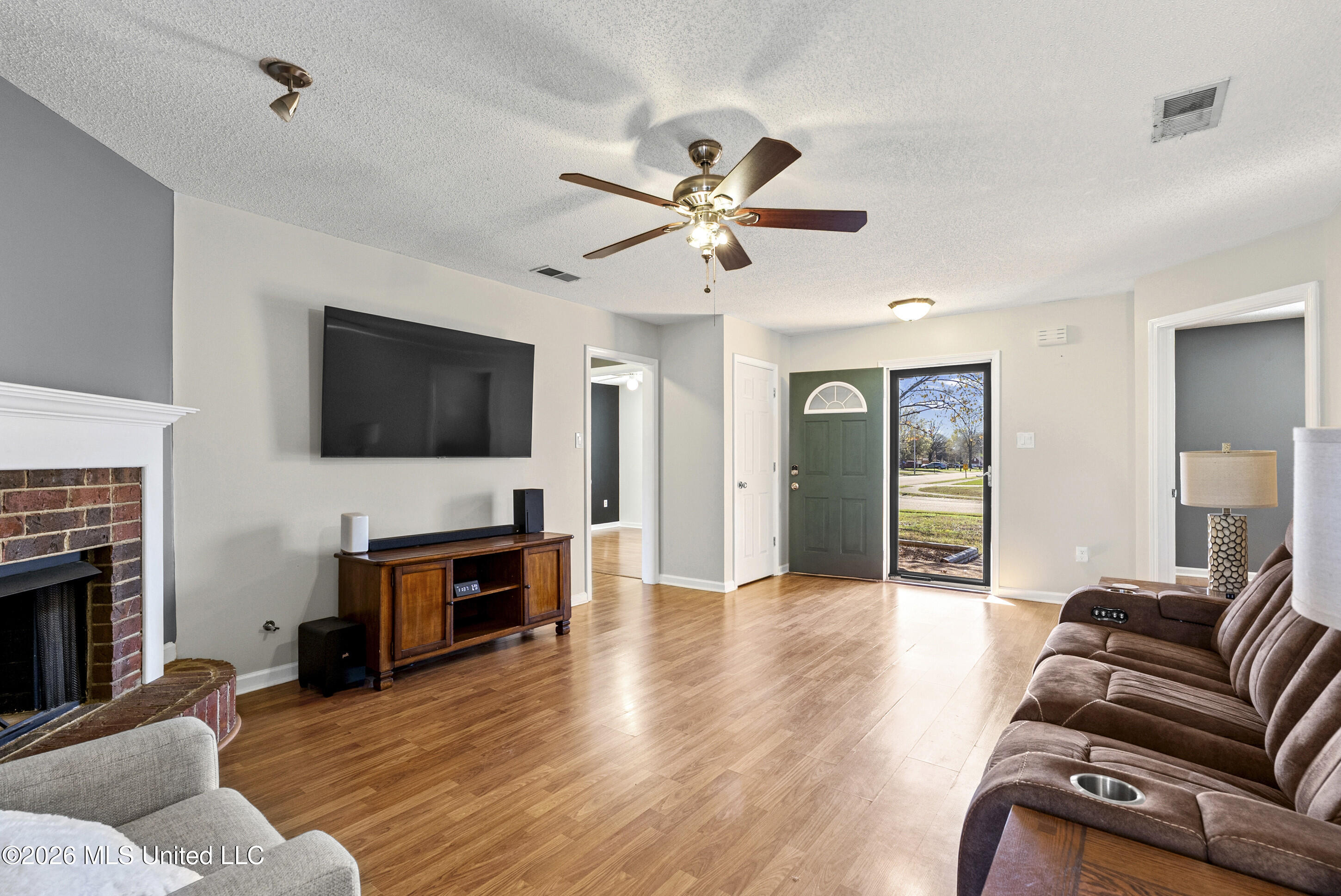 10550 Rose Lane Olive Branch, MS 38654 - Photo 5 of 27 5_dsc00214_print