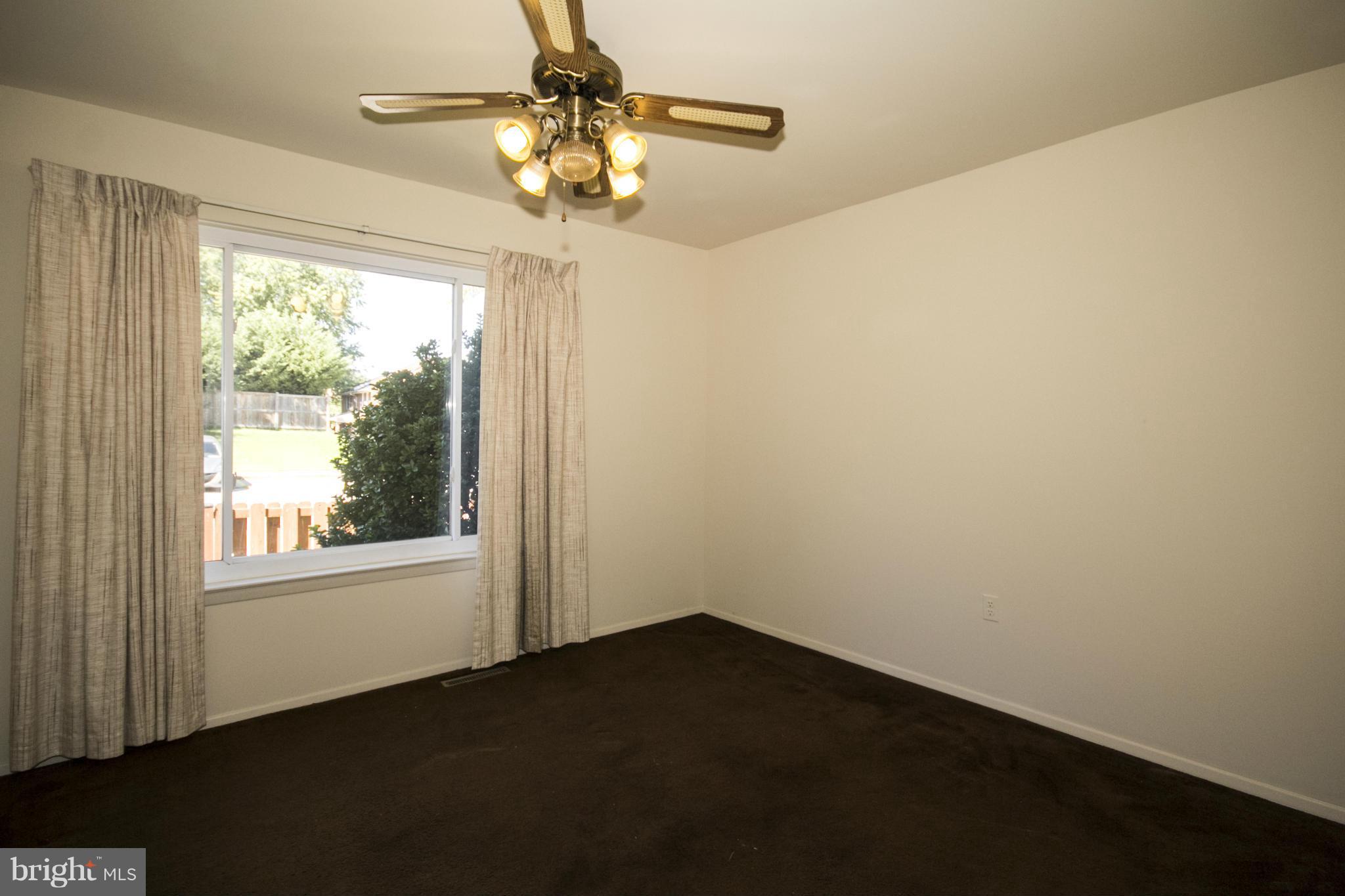 1750 Chesaco Avenue Rosedale, MD 21237 - Photo 11 of 27 Dining Room