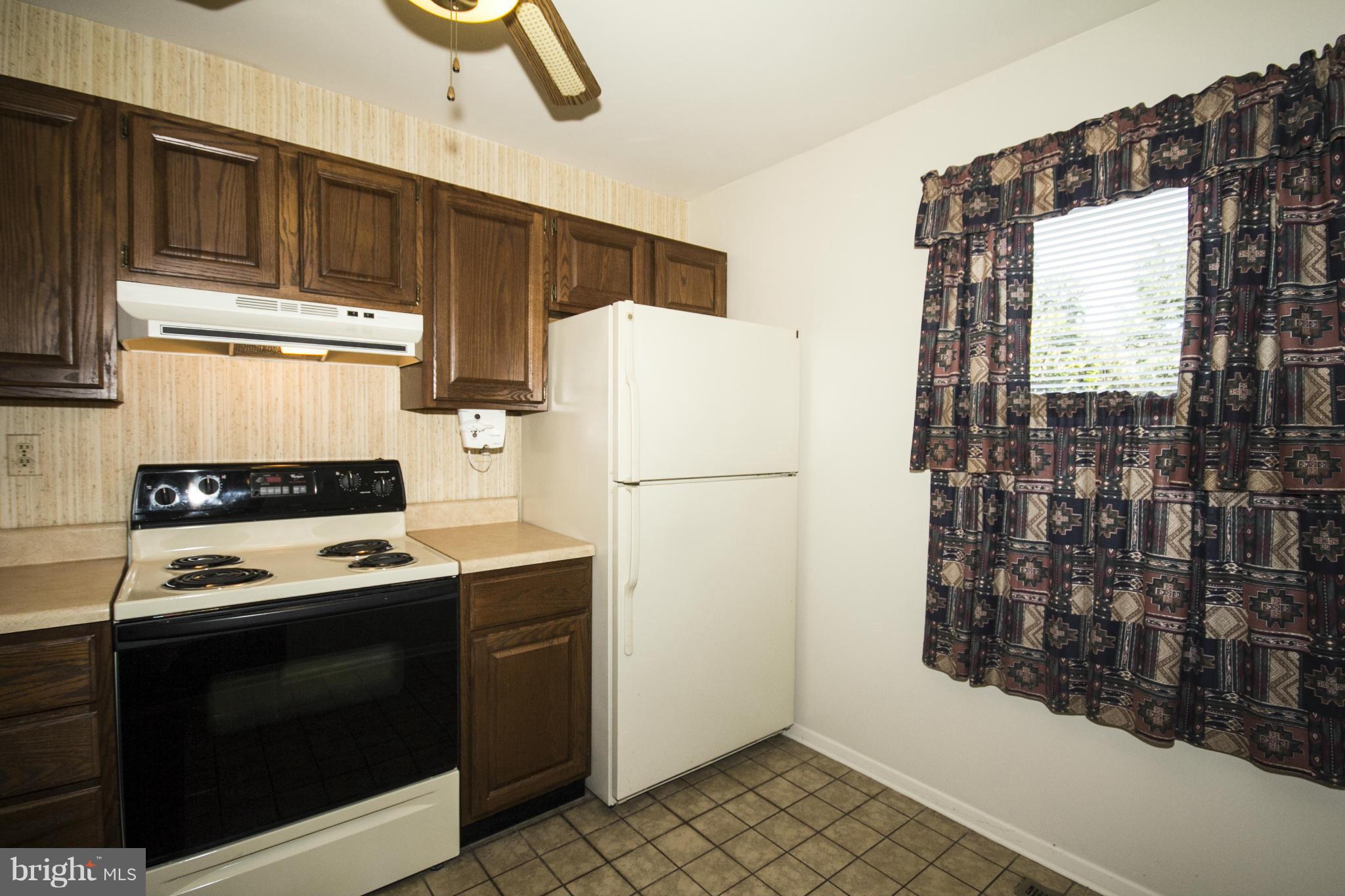 1750 Chesaco Avenue Rosedale, MD 21237 - Photo 16 of 27 Kitchen