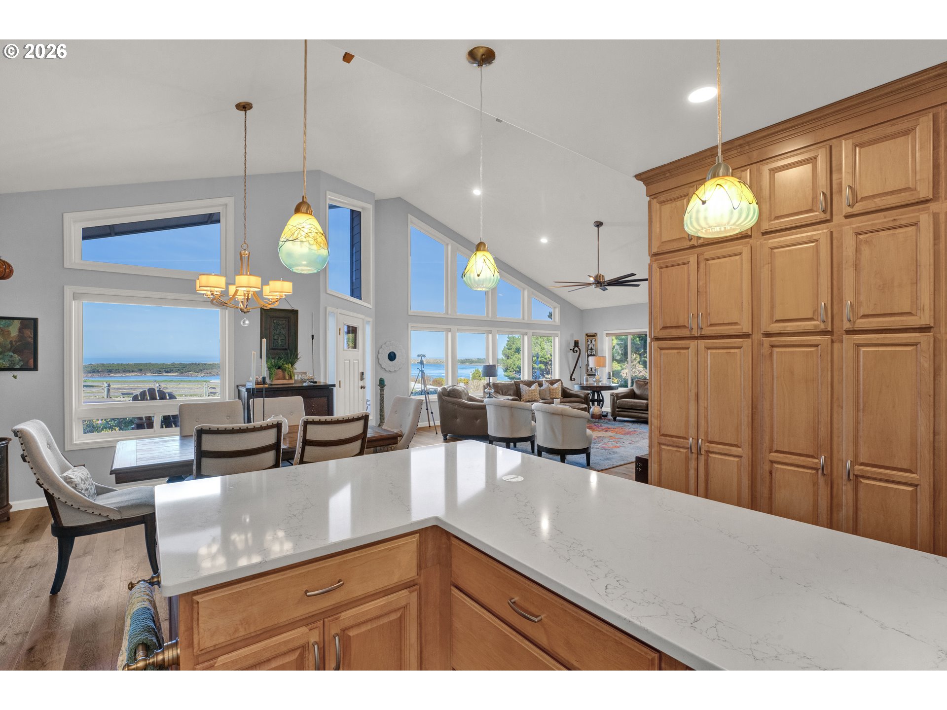 101 Shoreline Drive Florence, OR 97439 - Photo 19 of 47