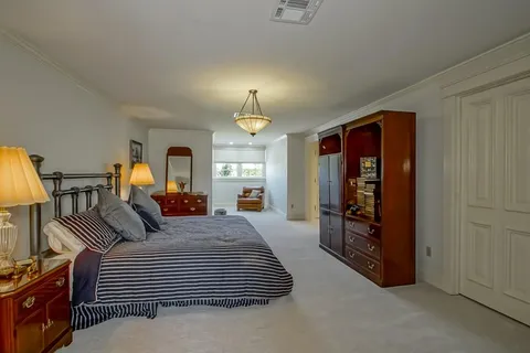 $1,250,000 | 10 Villere Place, Destrehan, LA 70047