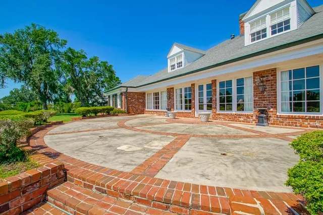 $1,250,000 | 10 Villere Place, Destrehan, LA 70047