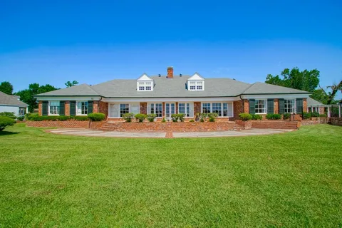 $1,250,000 | 10 Villere Place, Destrehan, LA 70047