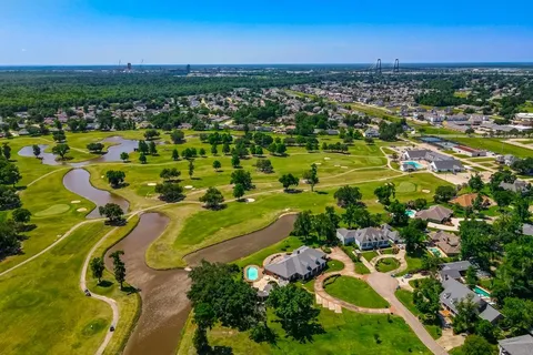 $1,250,000 | 10 Villere Place, Destrehan, LA 70047