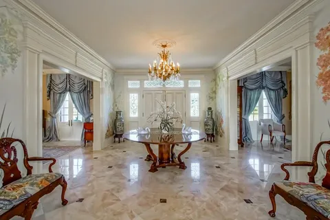 $1,250,000 | 10 Villere Place, Destrehan, LA 70047