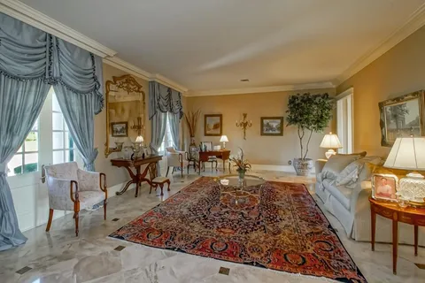 $1,250,000 | 10 Villere Place, Destrehan, LA 70047