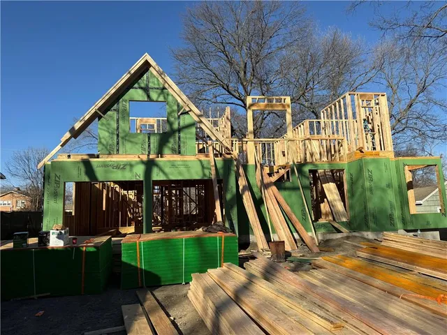 $1,699,995 | 5214 West 66th Terrace, Prairie Village, KS 66208