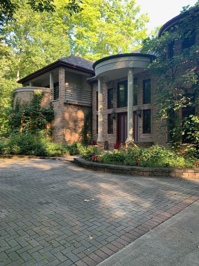 3200 Blackthorn Road Riverwoods, IL 60015 - Photo 1 of 15 Gallery Image 1