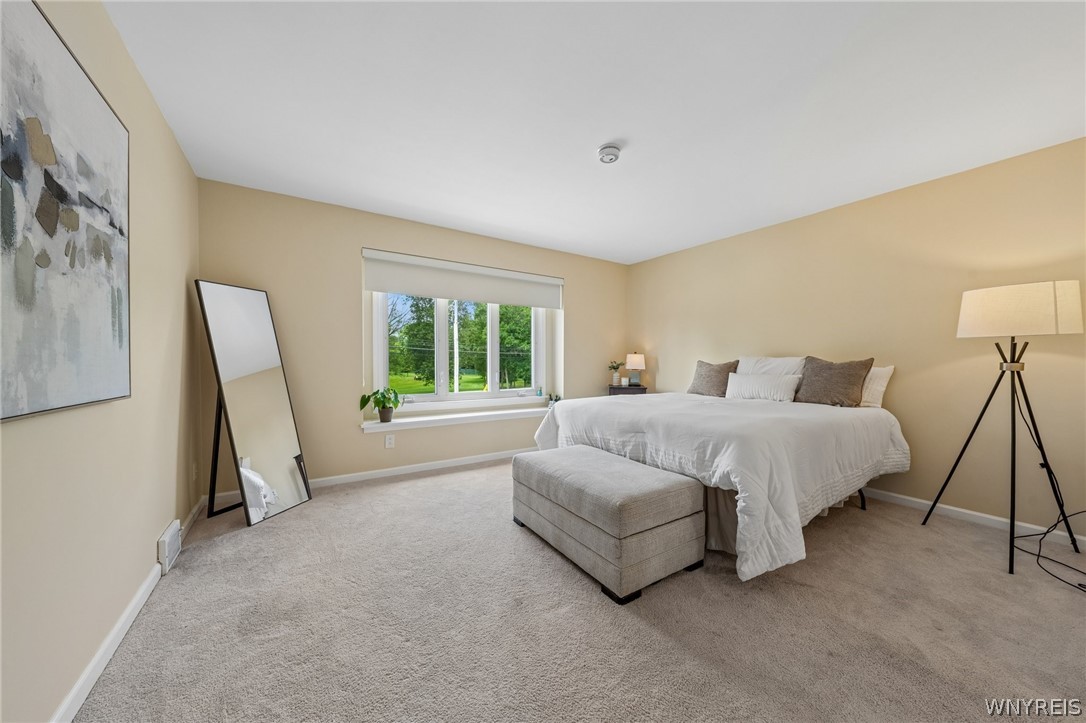 1439 North Forest Road, Unit 5 Amherst, NY 14221 - Photo 12 of 30 primary bedroom