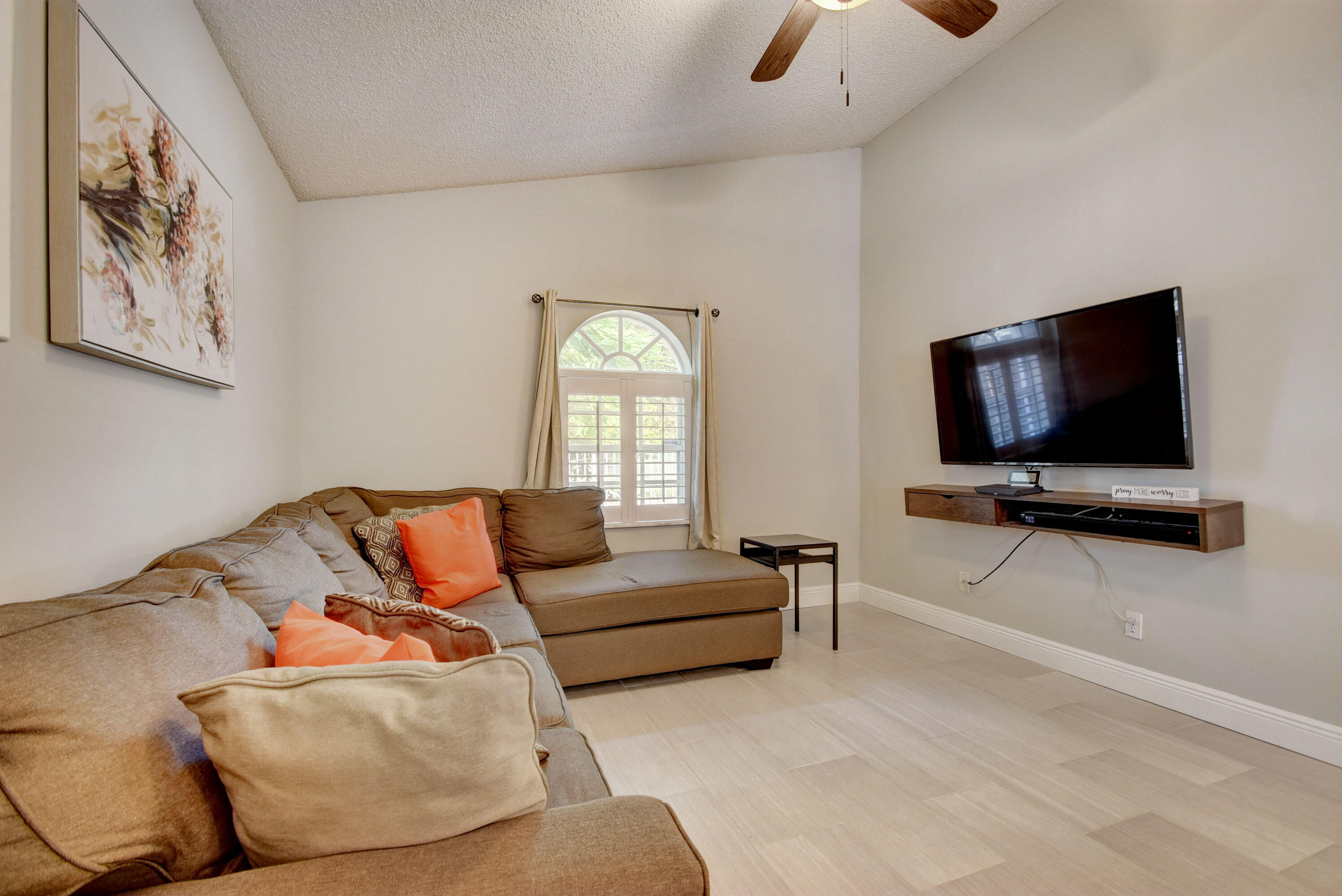 1844 Barnstable Road Wellington, FL 33414 - Photo 11 of 36 18_house (18)