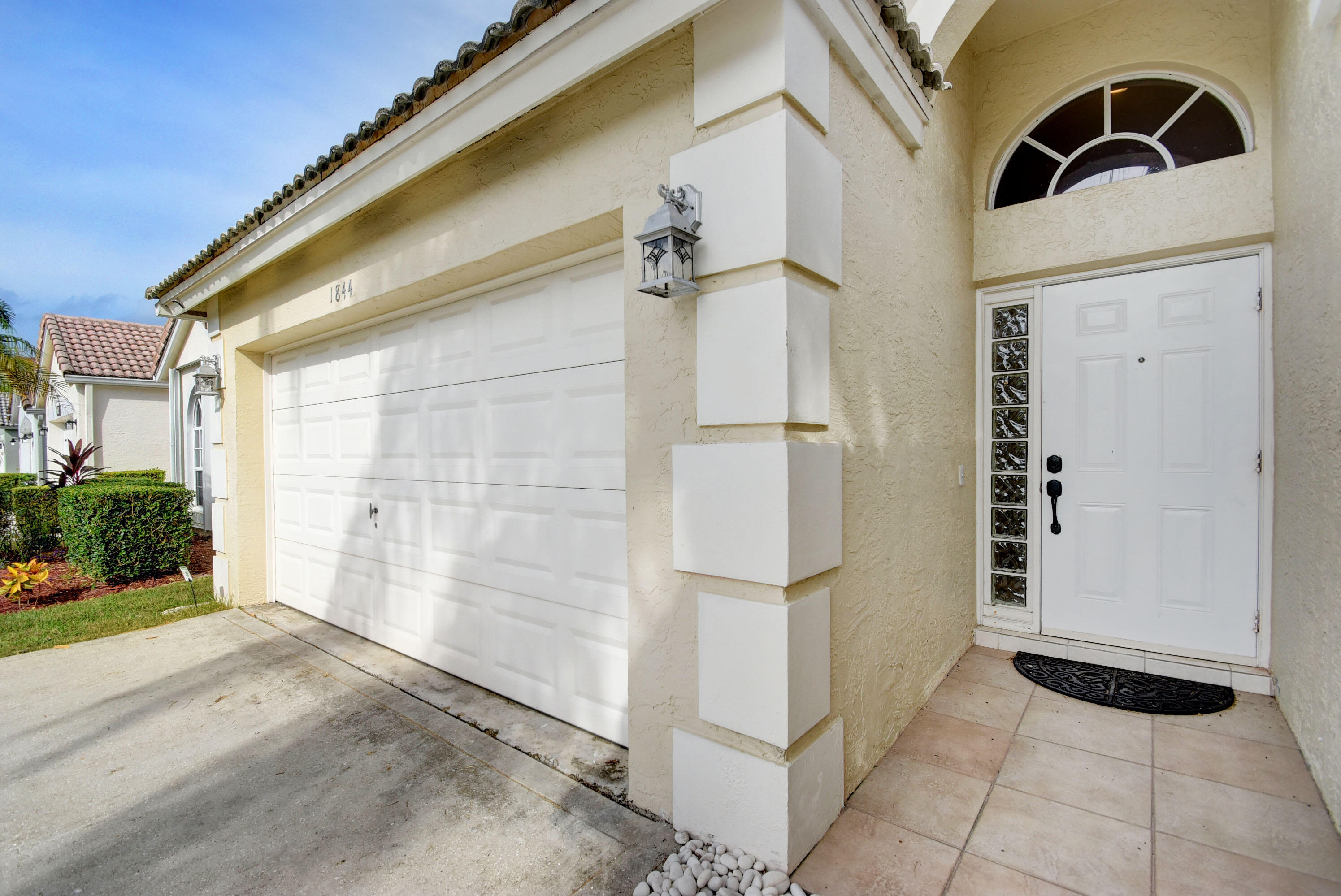 1844 Barnstable Road Wellington, FL 33414 - Photo 26 of 36 04_house (4)
