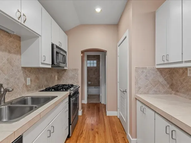 $195,000 | 5941 South Loop E Freeway, Unit 504, Houston, TX 77033