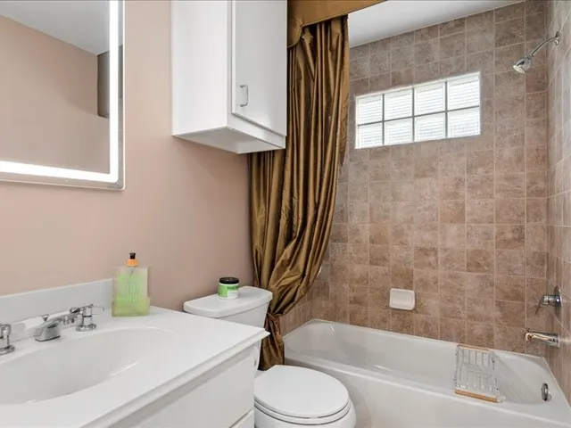 $195,000 | 5941 South Loop E Freeway, Unit 504, Houston, TX 77033