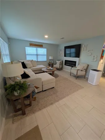 $3,700 | 830 East 18th Avenue, New Smyrna Beach, FL 32169