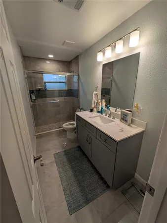 $3,700 | 830 East 18th Avenue, New Smyrna Beach, FL 32169