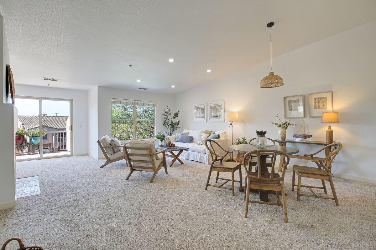 4735 Greenway Road Santa Barbara, CA 93110 - Photo 4 of 15 4735 Greenway LR and DR