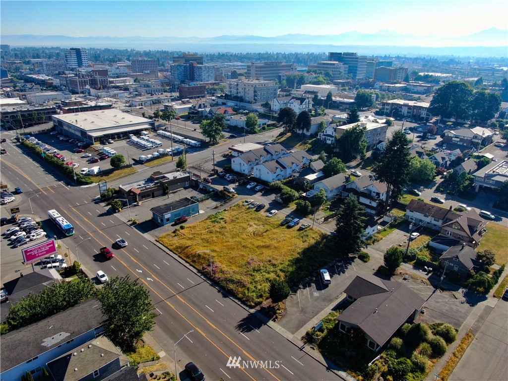 3213 Rucker Avenue Everett, WA 98201 - Photo 6 of 8