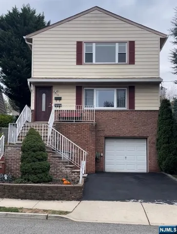 $2,500 | 10 Maitland Place, Unit 2, Garfield, NJ 07026