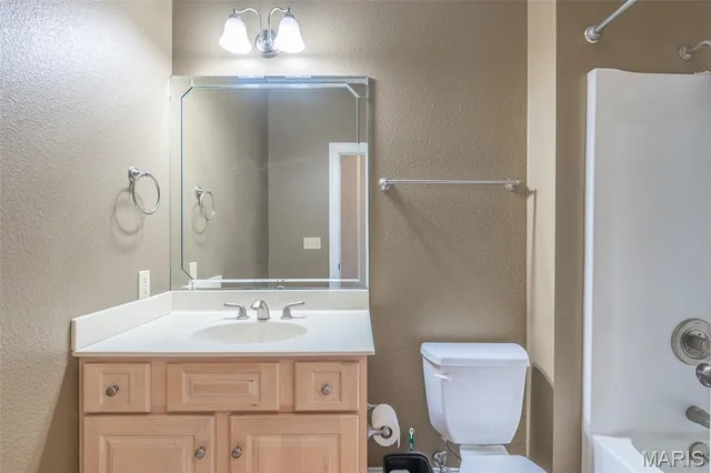 $369,000 | 112 Kaylee Circle, Poplar Bluff, MO 63901