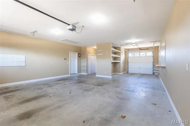 $369,000 | 112 Kaylee Circle, Poplar Bluff, MO 63901