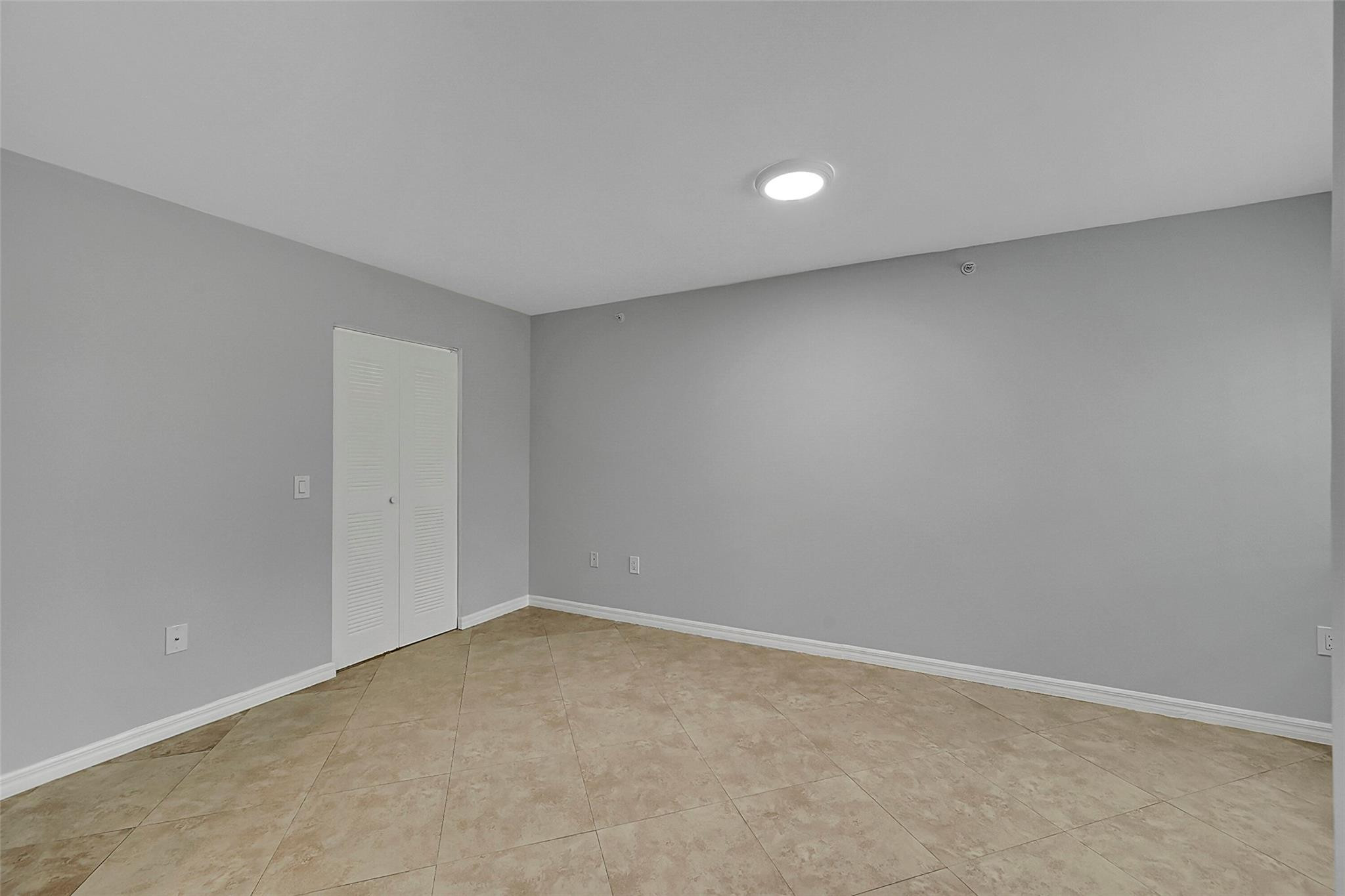 5005 Wiles Road, Unit 203 Pompano Beach, FL 33073 - Photo 15 of 38 Photo 15