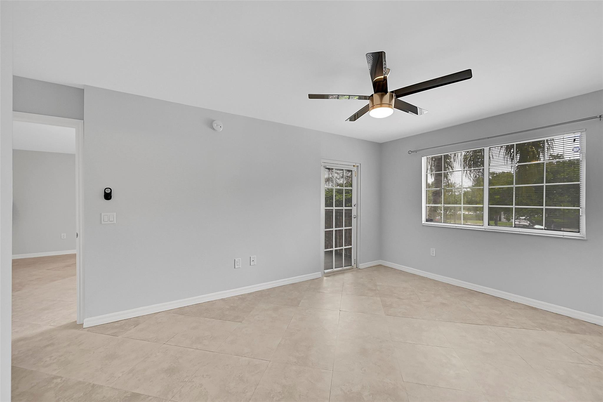 5005 Wiles Road, Unit 203 Pompano Beach, FL 33073 - Photo 17 of 38 Photo 17