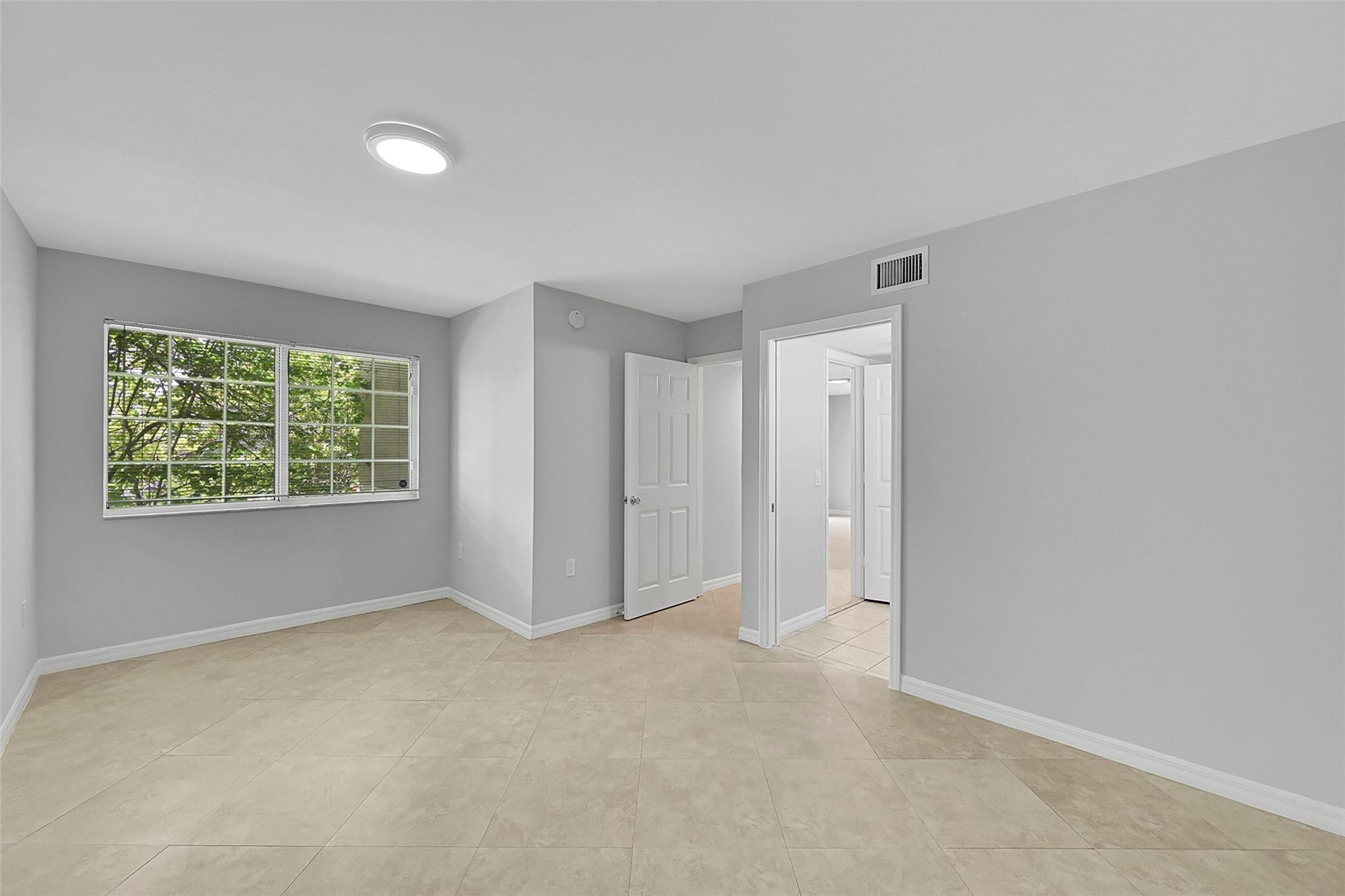 5005 Wiles Road, Unit 203 Pompano Beach, FL 33073 - Photo 19 of 38 Photo 19