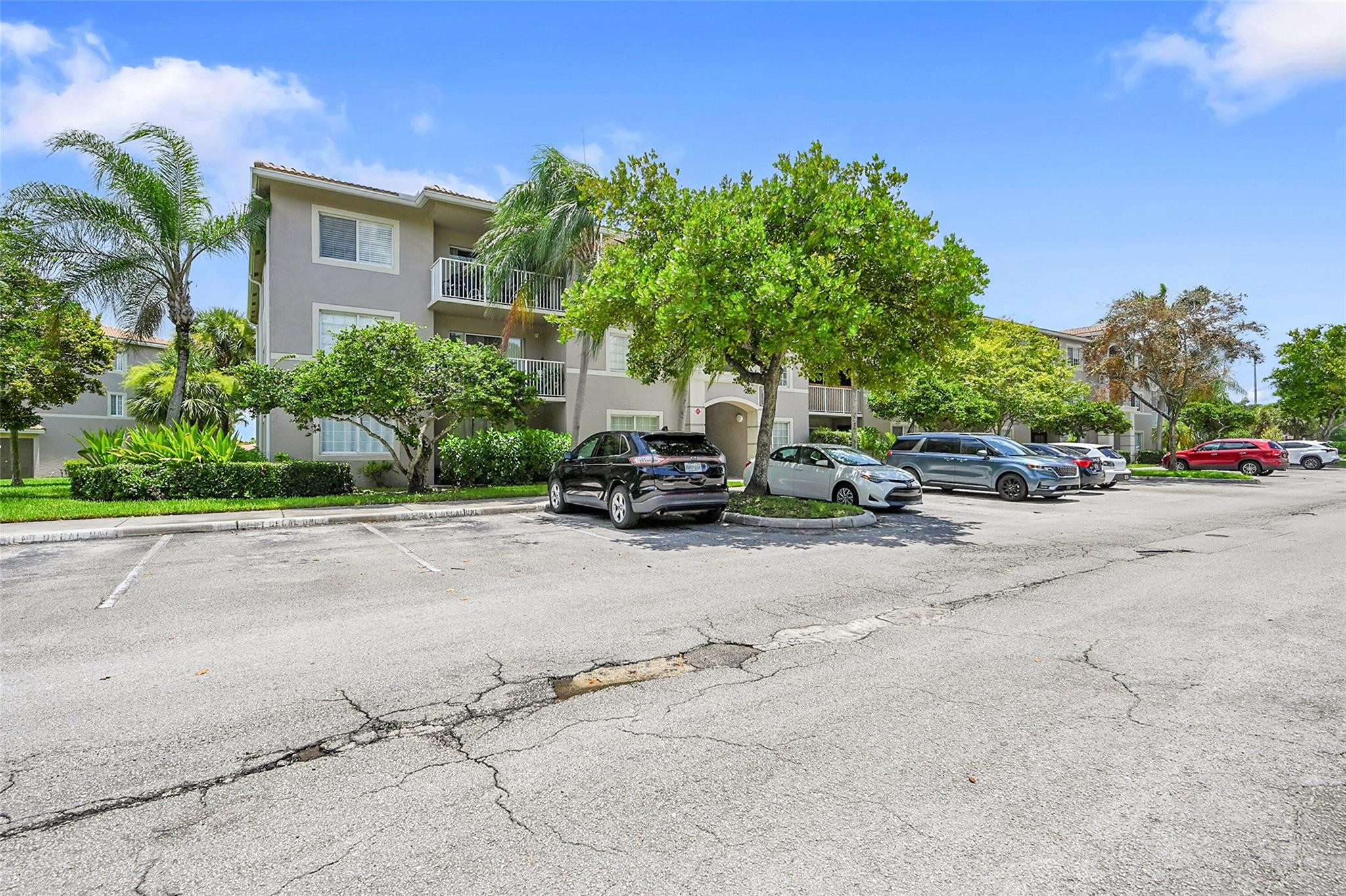 5005 Wiles Road, Unit 203 Pompano Beach, FL 33073 - Photo 32 of 38 Photo 32