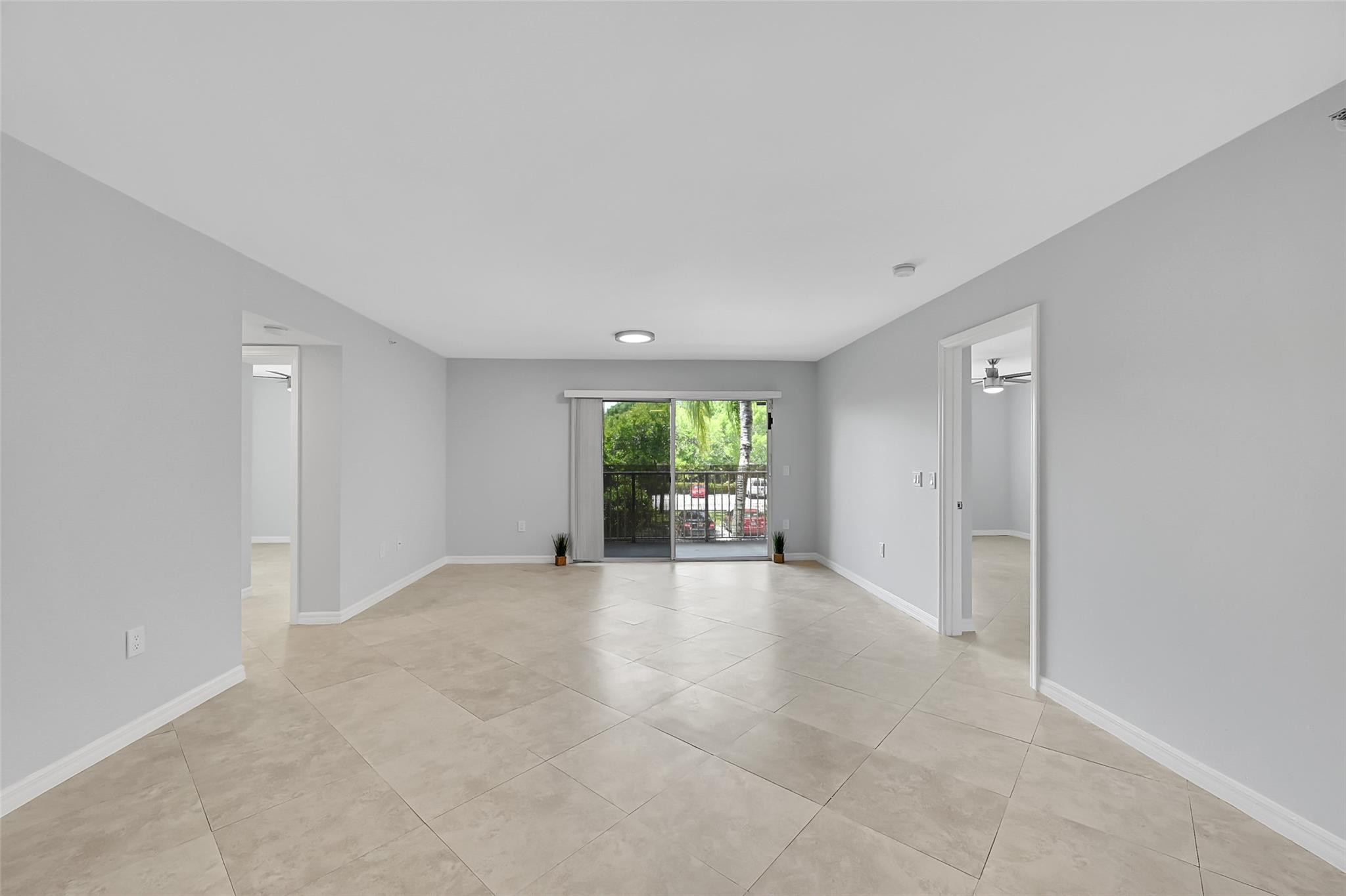 5005 Wiles Road, Unit 203 Pompano Beach, FL 33073 - Photo 9 of 38 Photo 9