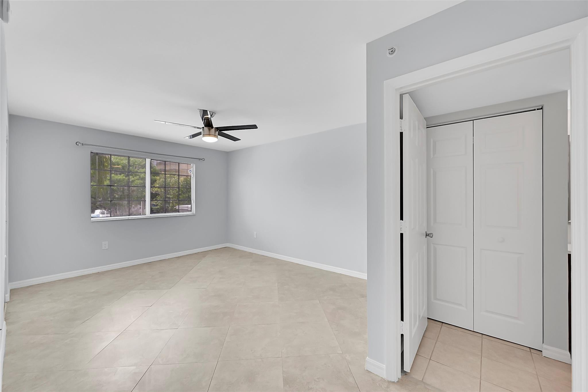 5005 Wiles Road, Unit 203 Pompano Beach, FL 33073 - Photo 10 of 38 Photo 10