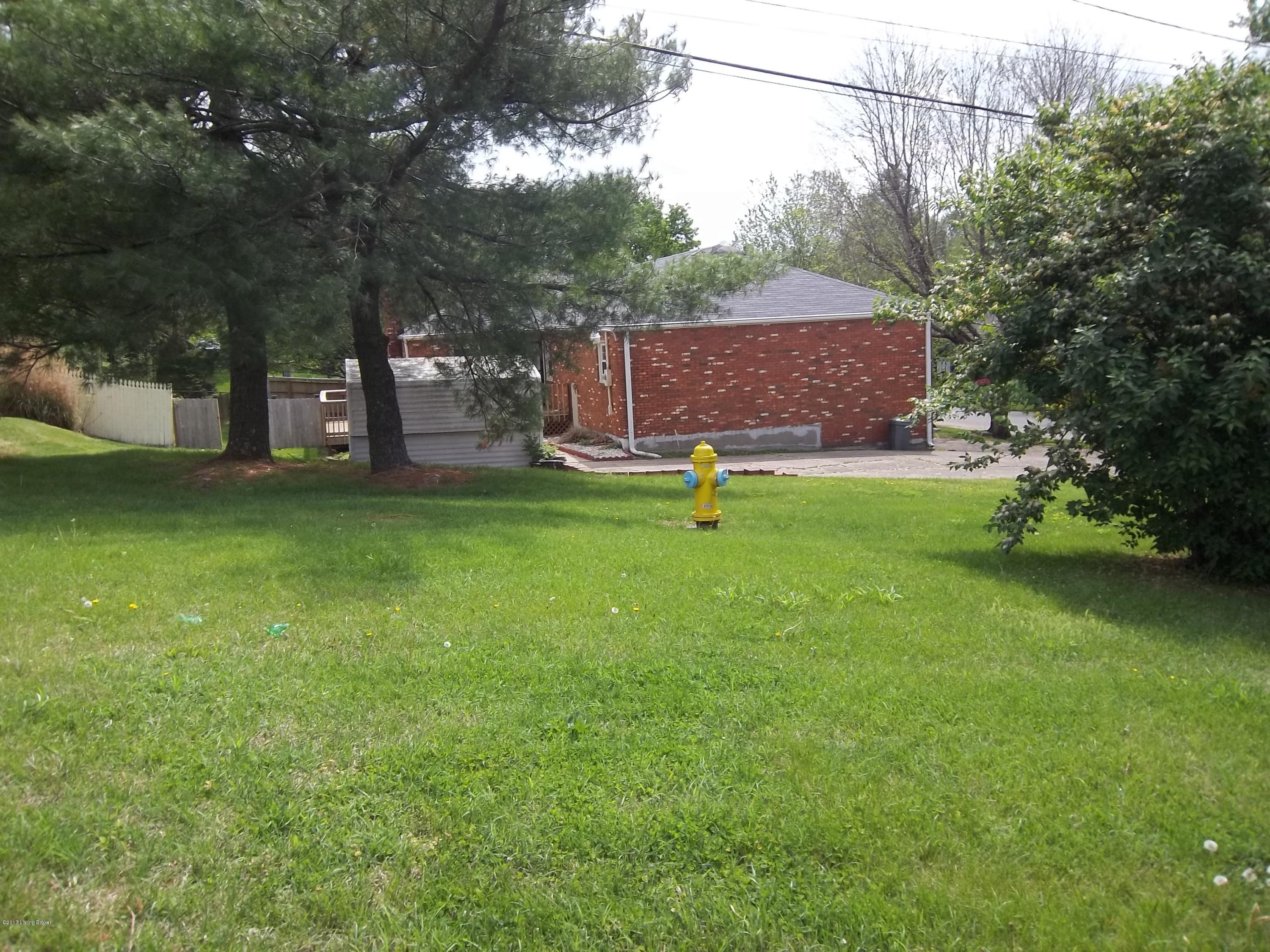 8901 Collingwood Road Louisville, KY 40299 - Photo 15 of 18 100_1315