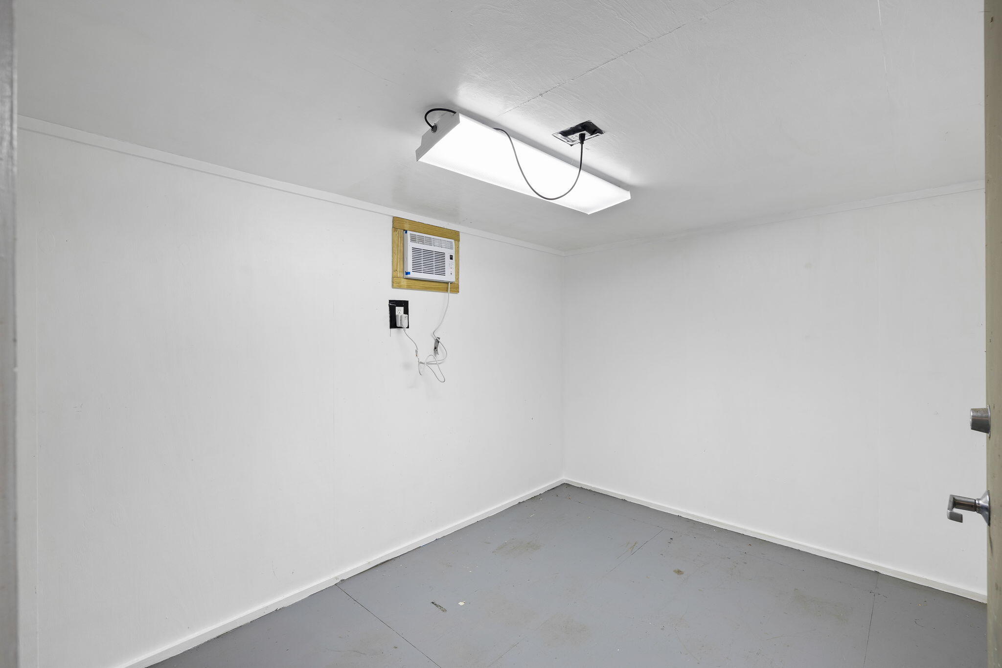 17 Middleton Oaks Road Charleston, SC 29414 - Photo 23 of 32 23-web-or-mls-17 Middleton Oaks Rd Coast