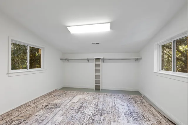 $1,100,000 | 17 Middleton Oaks Road, Charleston, SC 29414