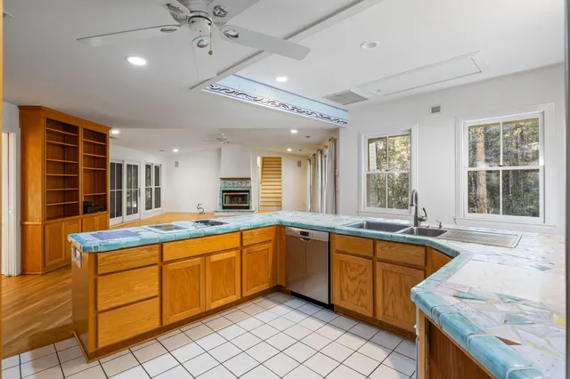 $1,100,000 | 17 Middleton Oaks Road, Charleston, SC 29414